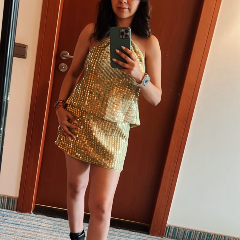 Sparkling skirt set
